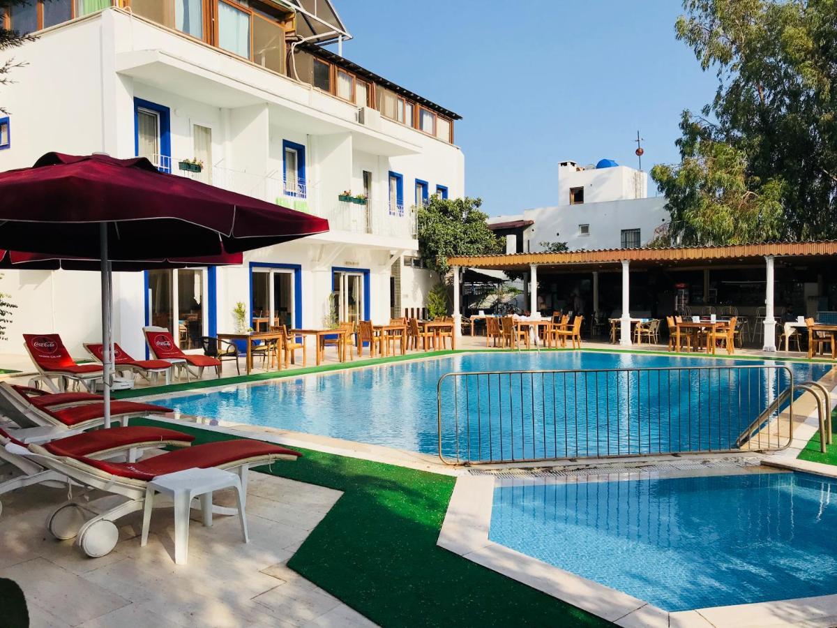 Tuemay Hotel Битез Екстериор снимка